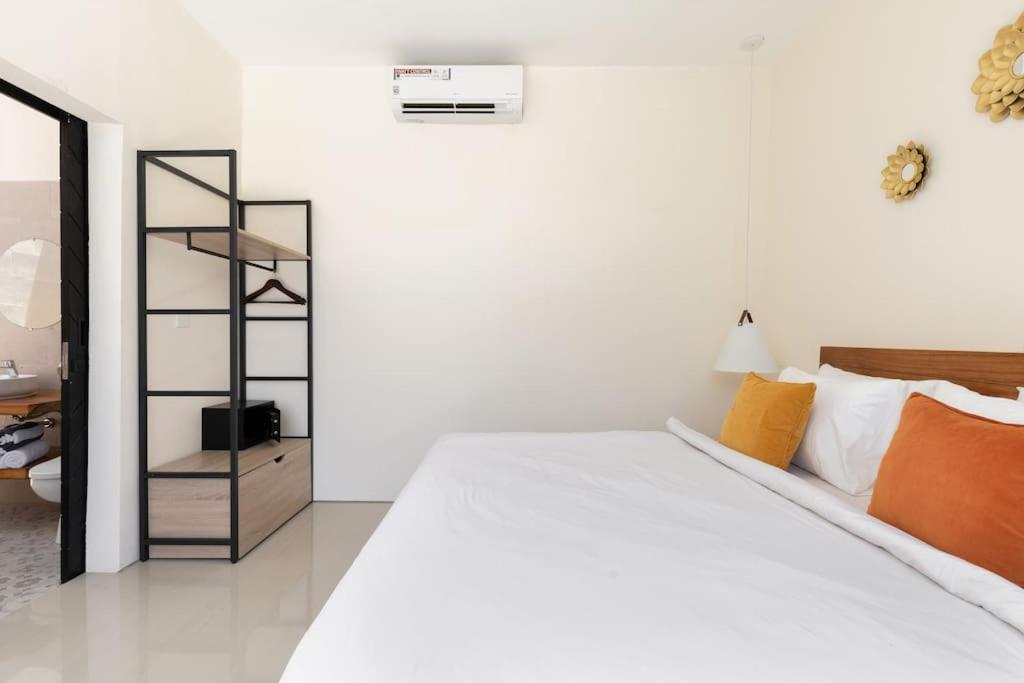 The R Villa Kaba - Incl. Motorbikes เซมินยัค ภายนอก รูปภาพ